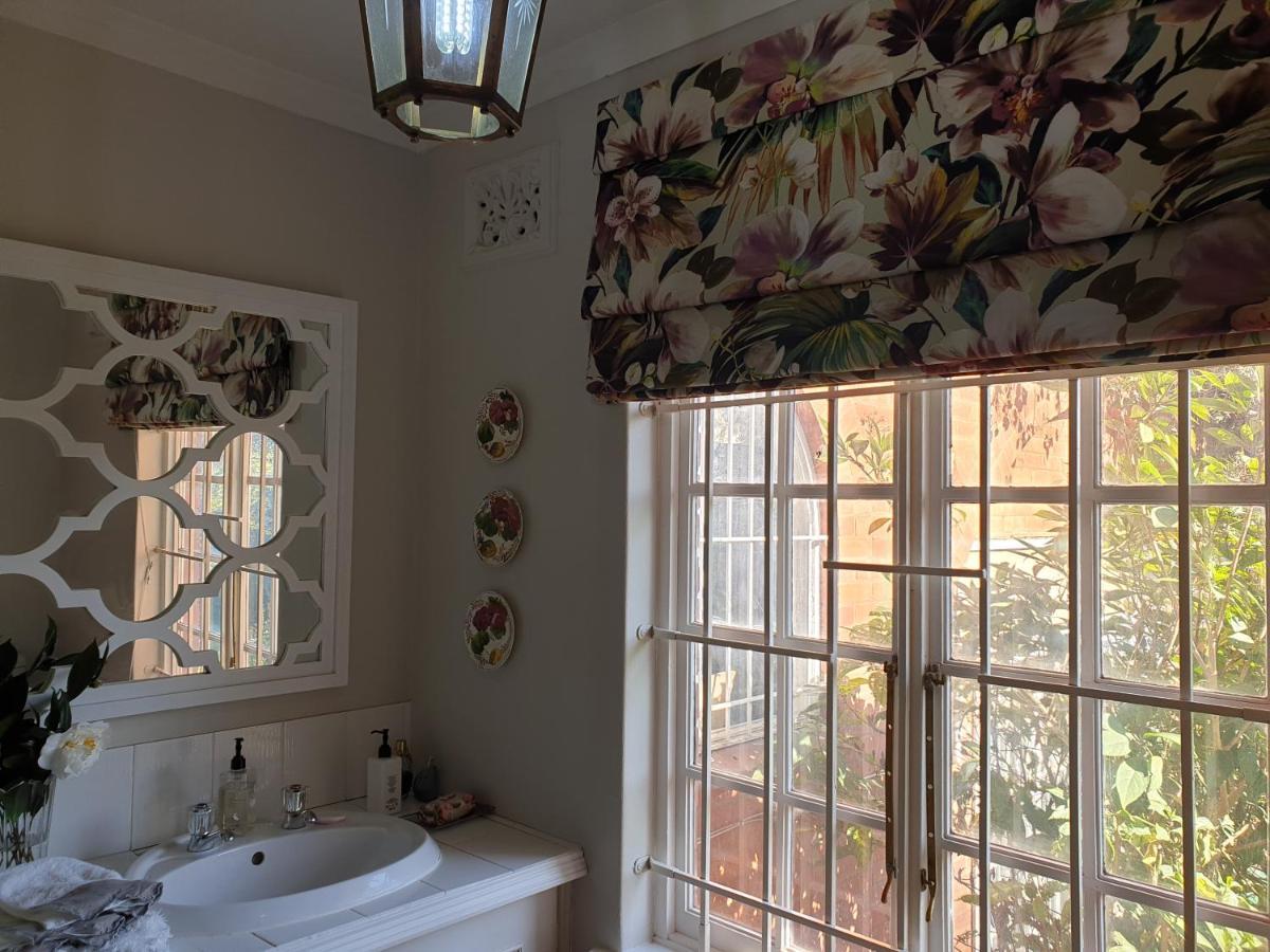 18 Pioneer Bnb Kloof Esterno foto