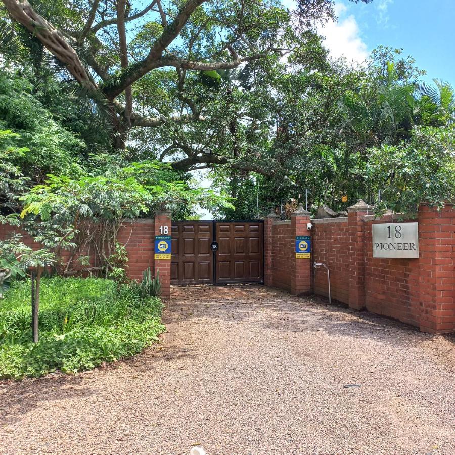 18 Pioneer Bnb Kloof Esterno foto